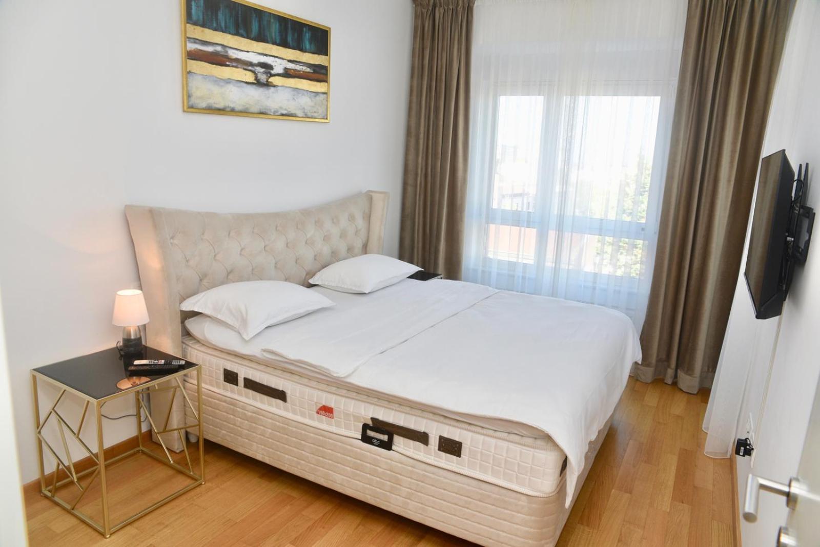 The Main Square Apartments Баня-Лука Номер фото